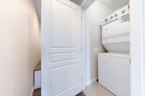 1705-3100 Windsor Gate, Coquitlam, BC 