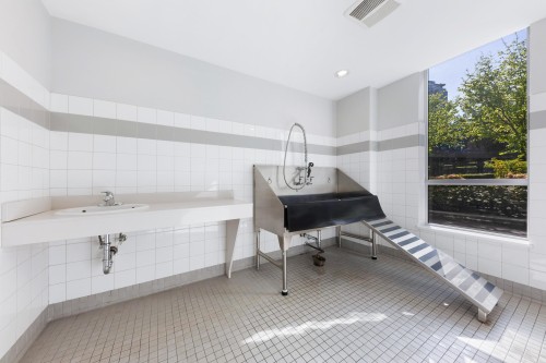 1705-3100 Windsor Gate, Coquitlam, BC 