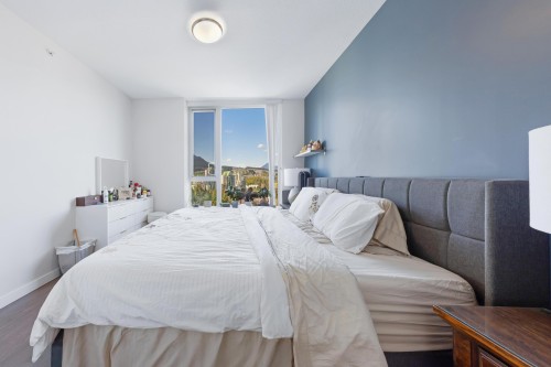 1705-3100 Windsor Gate, Coquitlam, BC 