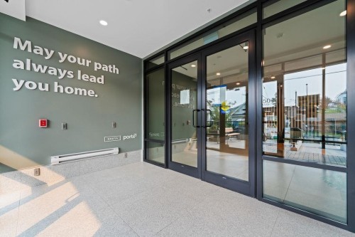 504-2450 Garden Drive, Vancouver, BC 