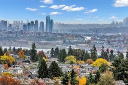 1610-125 14th Street E North Vancouver, BC V7L 0E6