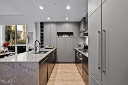 205-55 Klahanie Drive  Port Moody, BC V3H 0M9