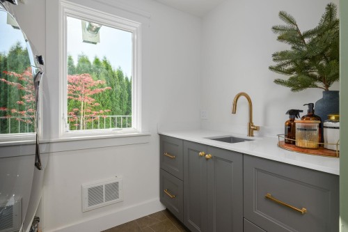 580 Ioco Road, Port Moody, BC 