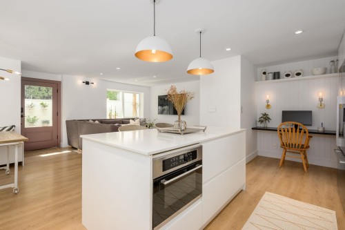 580 Ioco Road, Port Moody, BC 