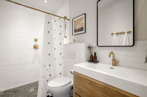 580 Ioco Road, Port Moody, BC 