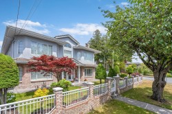 5889 Neville Street  Burnaby, BC V5J 2J3