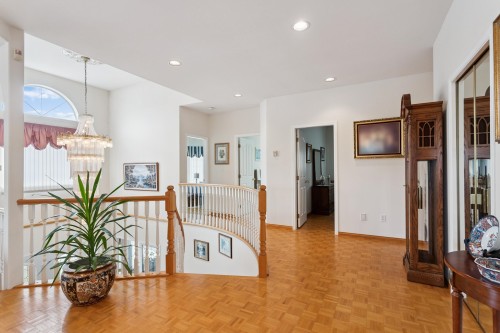 5889 Neville Street, Burnaby, BC 