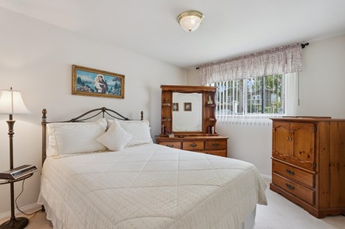 5889 Neville Street, Burnaby, BC 