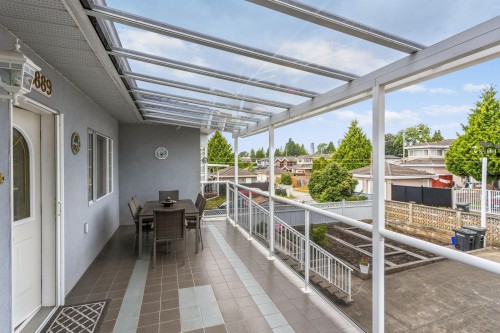 5889 Neville Street, Burnaby, BC 