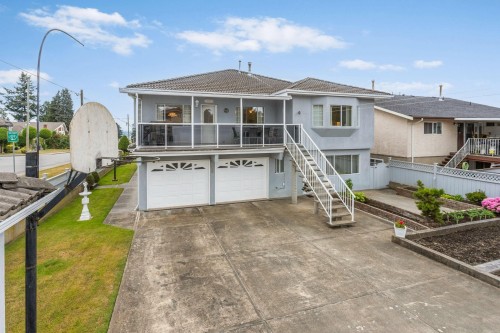 5889 Neville Street, Burnaby, BC 