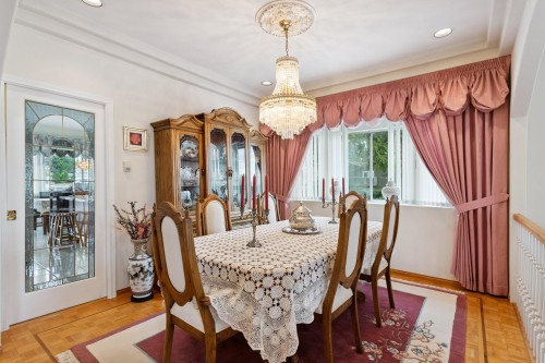 5889 Neville Street, Burnaby, BC 