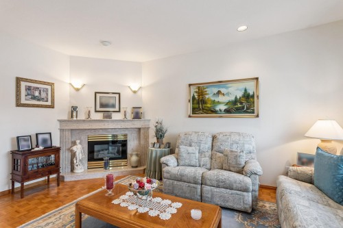 5889 Neville Street, Burnaby, BC 