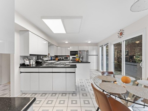 186 Stevens Drive, West Vancouver, BC 