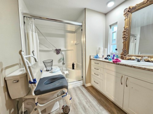 3-21091 Lougheed Highway, Maple Ridge, BC 