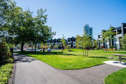 103-2035 Glenaire Drive, North Vancouver, BC 