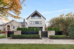 1-240 37th Avenue E Vancouver, BC V5W 1E6