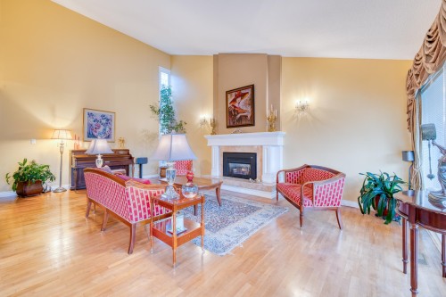 1428 37Th Avenue W, Vancouver, BC 