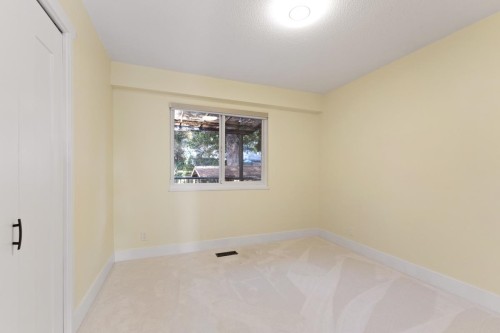 2518 Swinburne Avenue, North Vancouver, BC 