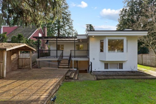 2518 Swinburne Avenue, North Vancouver, BC 