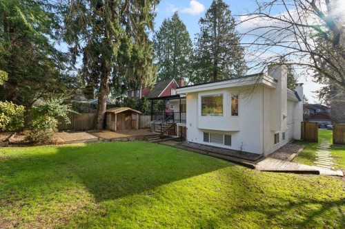 2518 Swinburne Avenue, North Vancouver, BC 