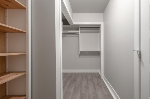 559 Bosworth Street, Coquitlam, BC 