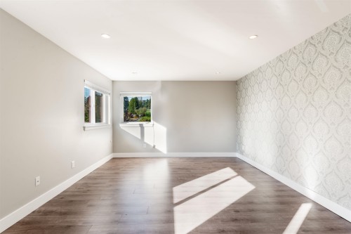 559 Bosworth Street, Coquitlam, BC 