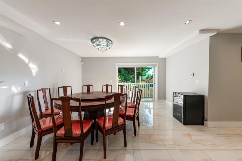 559 Bosworth Street, Coquitlam, BC 