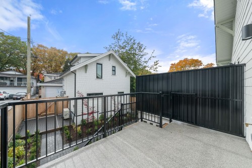 2530 Mcgill Street, Vancouver, BC 