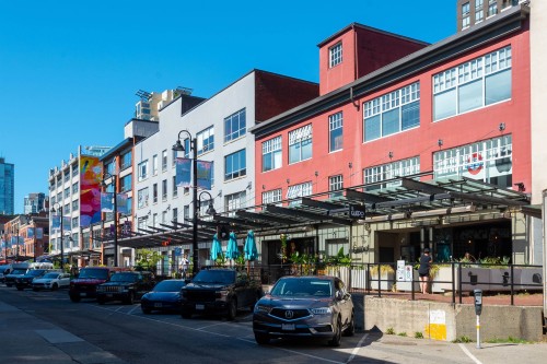 2201-977 Mainland Street, Vancouver, BC 