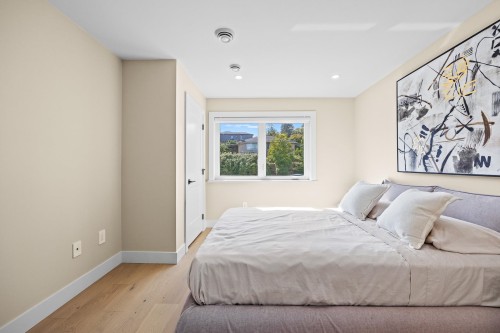 2-5115 Buxton Street, Burnaby, BC 