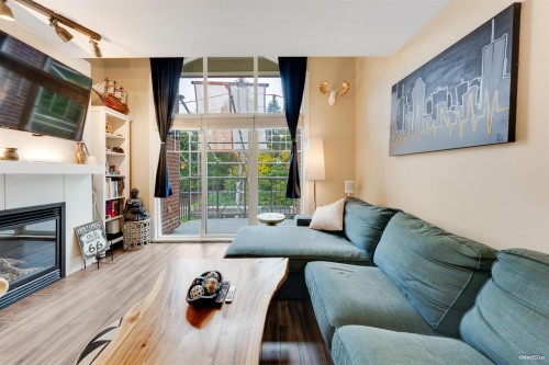 403-3250 St Johns Street, Port Moody, BC 