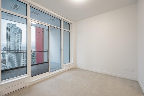 2802-4688 Kingsway, Burnaby, BC 