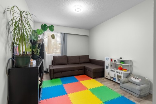 101-515 Eleventh Street, New Westminster, BC 