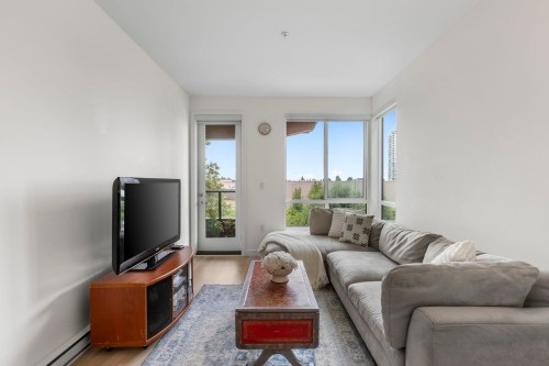 510-7579 16Th Street, Burnaby, BC 