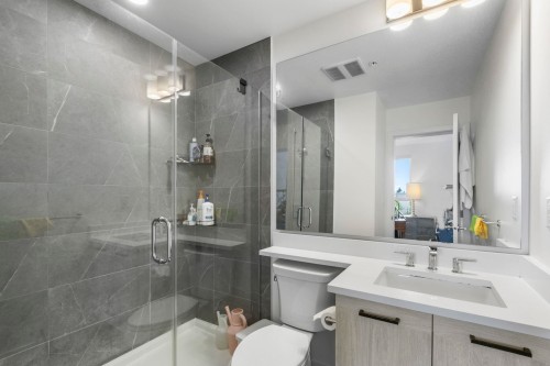 510-7579 16Th Street, Burnaby, BC 