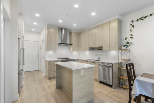 510-7579 16Th Street, Burnaby, BC 