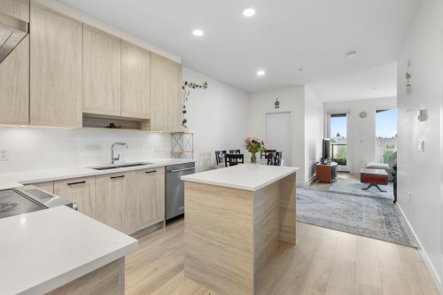 510-7579 16Th Street, Burnaby, BC 