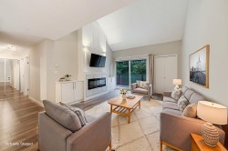 408-4373 Halifax Street  Burnaby, BC V5C 5Z2