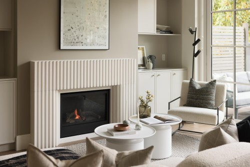 2-15 20Th Avenue W, Vancouver, BC 