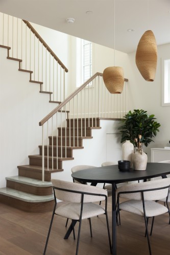 2-15 20Th Avenue W, Vancouver, BC 