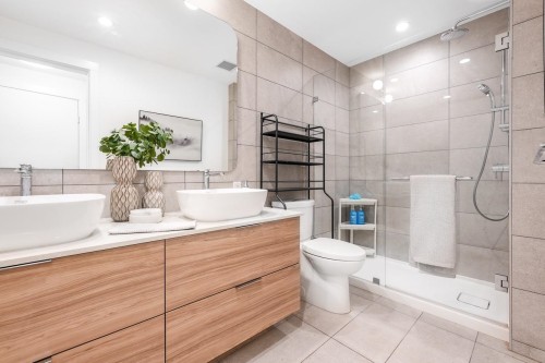 102-2375 Emery Court, North Vancouver, BC 