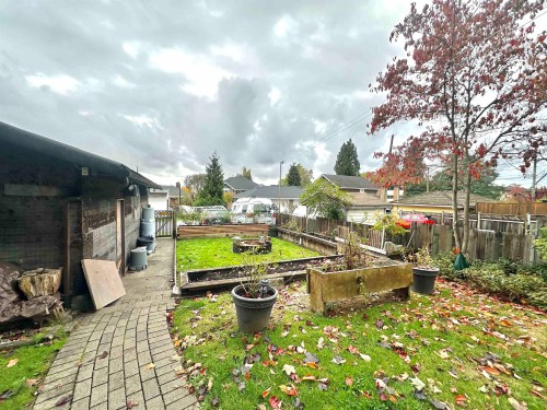 313 13Th Street E, North Vancouver, BC 