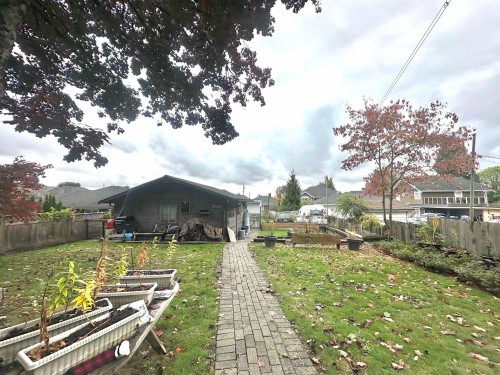 313 13Th Street E, North Vancouver, BC 