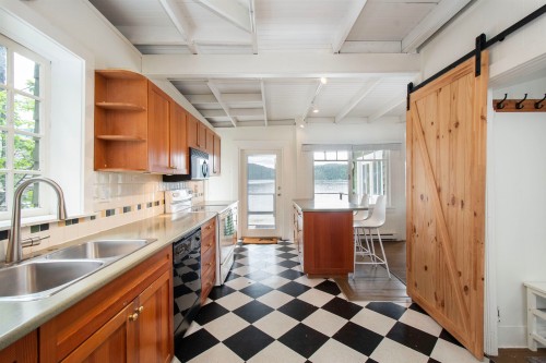 5293 Indian River Drive, North Vancouver, BC 