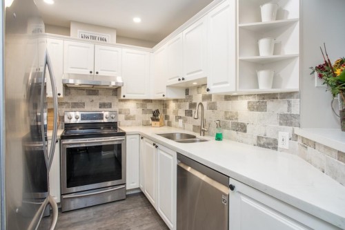 212-4770 52A Street, Delta, BC 