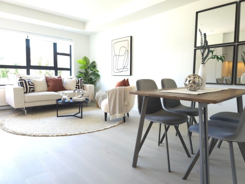 4422 Ash Street  Vancouver, BC V5Z 2H1