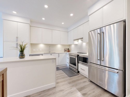 513-700 Clarke Road, Coquitlam, BC 