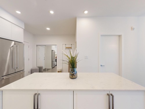 513-700 Clarke Road, Coquitlam, BC 