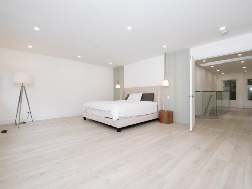 4283 Capilano Road, North Vancouver, BC 