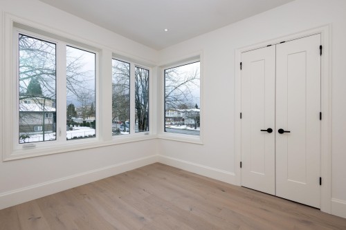 2380 5Th Avenue E, Vancouver, BC 